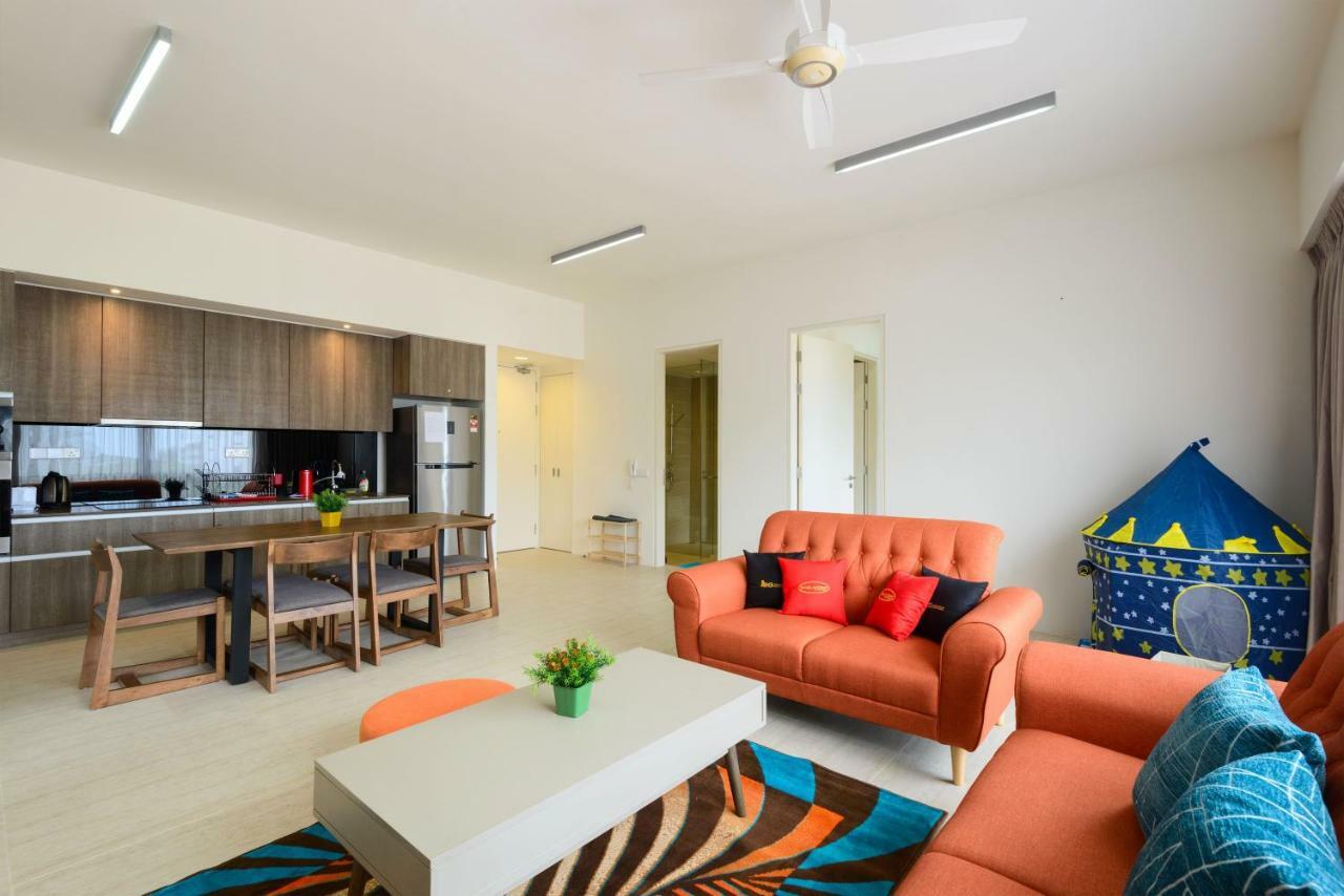 By The Sea Beach Front Apartment Batu Ferringhi Exterior foto